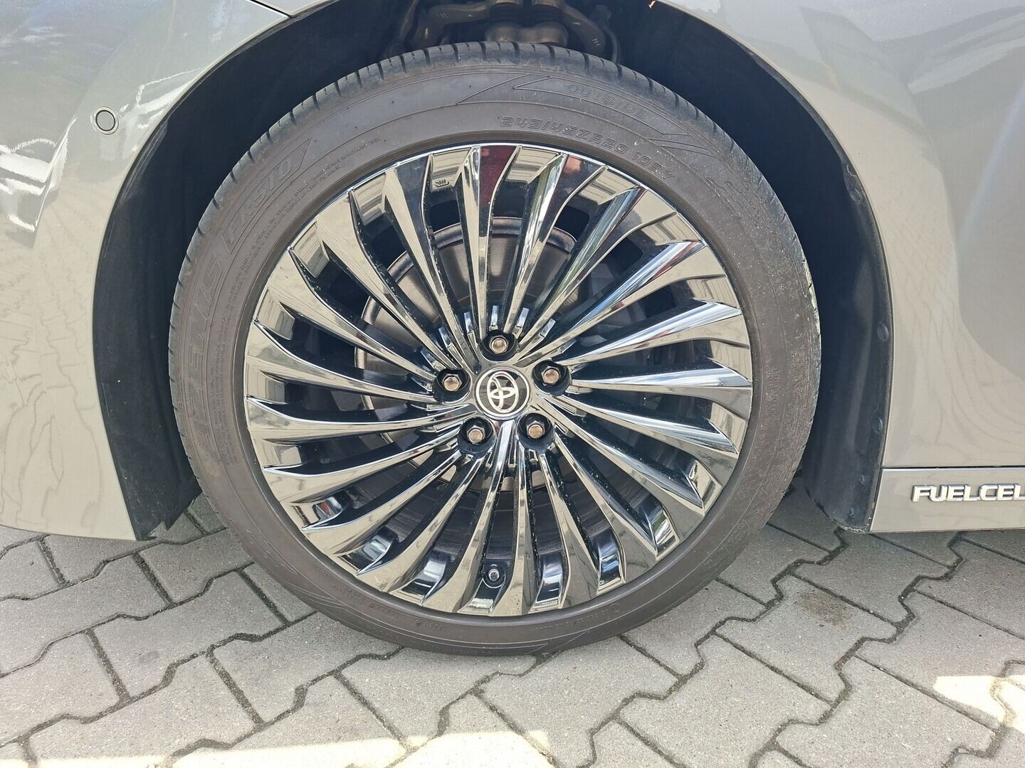 Toyota Mirai